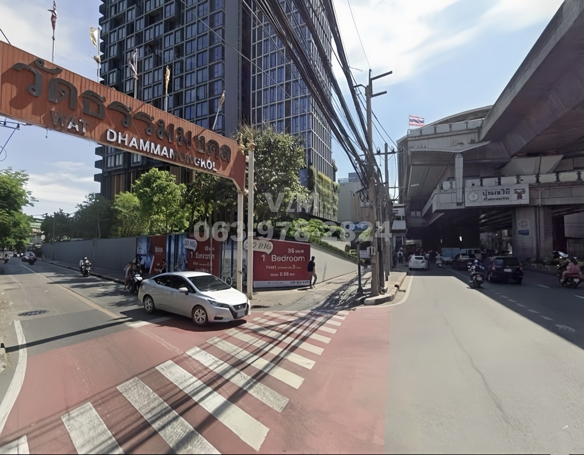 ขายที่ดินอ่อนนุช อุดมสุข : ขายที่ดิน เมนซอยปุณณวิถี แขวงบางจาก เขตพระโขนง ทิศตะวันตกเฉียงใต้ / ทิศเหนือ  เนื้อที่ 1100 ตารางวา