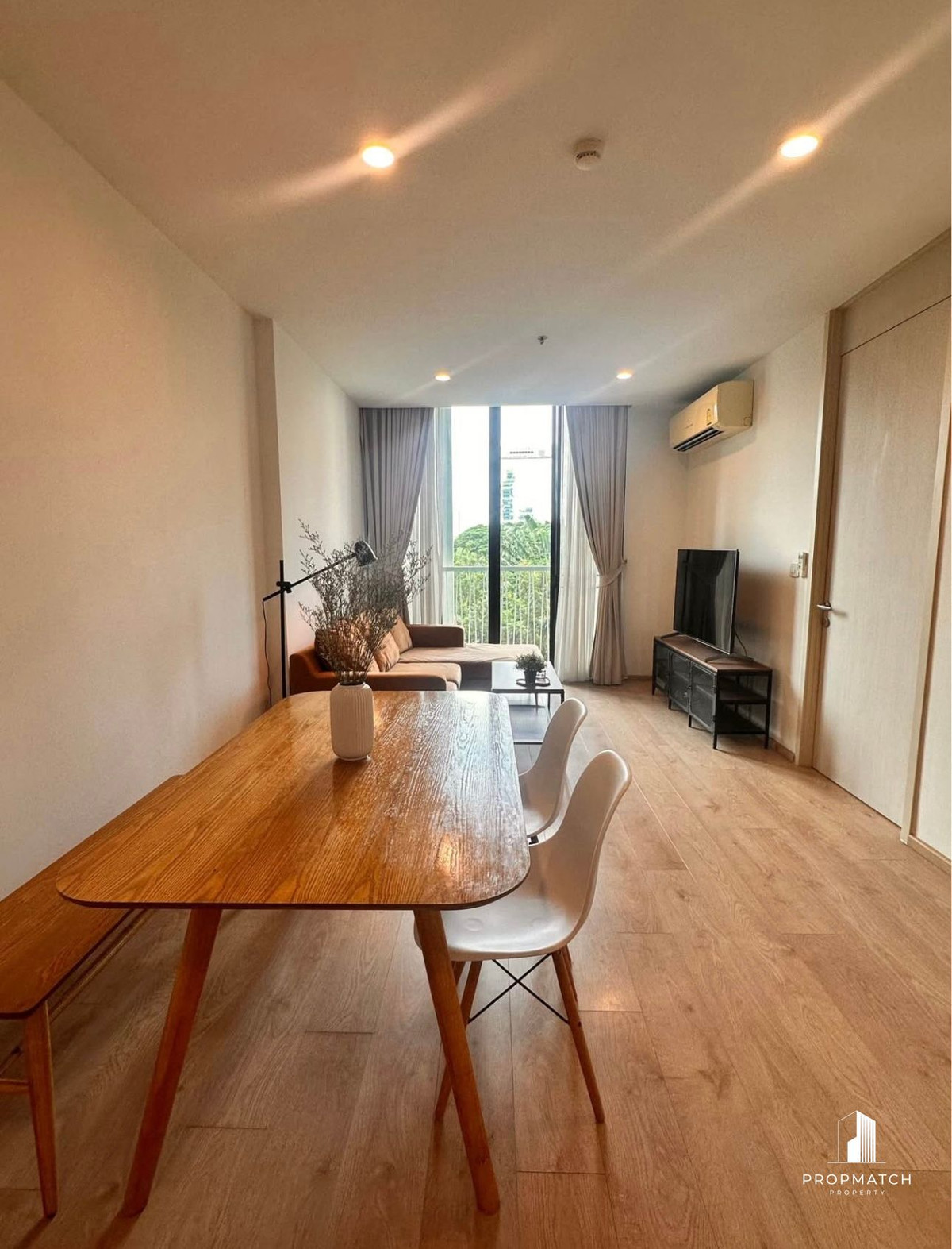 ให้เช่าคอนโดสุขุมวิท อโศก ทองหล่อ : ✨Flash Deal ✨NOBLE Recole Sukhumvit 19( 2Bed 2Bath 68SQM.) แต่งครบพร้อมอยู่ !! เพียง 55,000บาทต่อเดือน Tel.0981315848 @propmatch