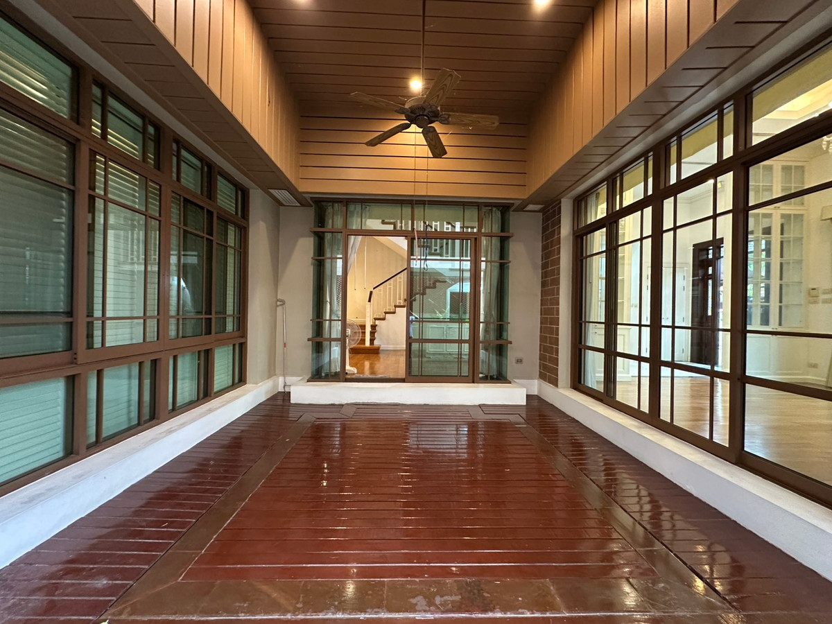 ให้เช่าบ้านอ่อนนุช อุดมสุข : ✨Baan Sansiri Sukhumvit 67 for rent! 4 bedroom 4 bathroom 394 sq.m near BTS Phrakhanong Tel.0863692224