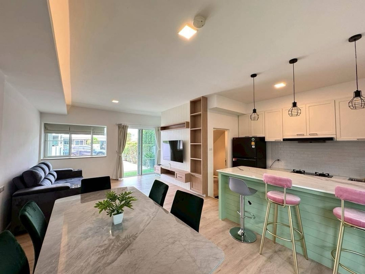 ให้เช่าทาวน์โฮมบางนา แบริ่ง ลาซาล : 💥ForRent💥3Bed • Indy2 Bangna-Ramkhamhang2 🏡 Near Mega Bangna‼️  🐶🐱 Pet Friendly* Ready to move in ‼️  Fully Furnished ✨