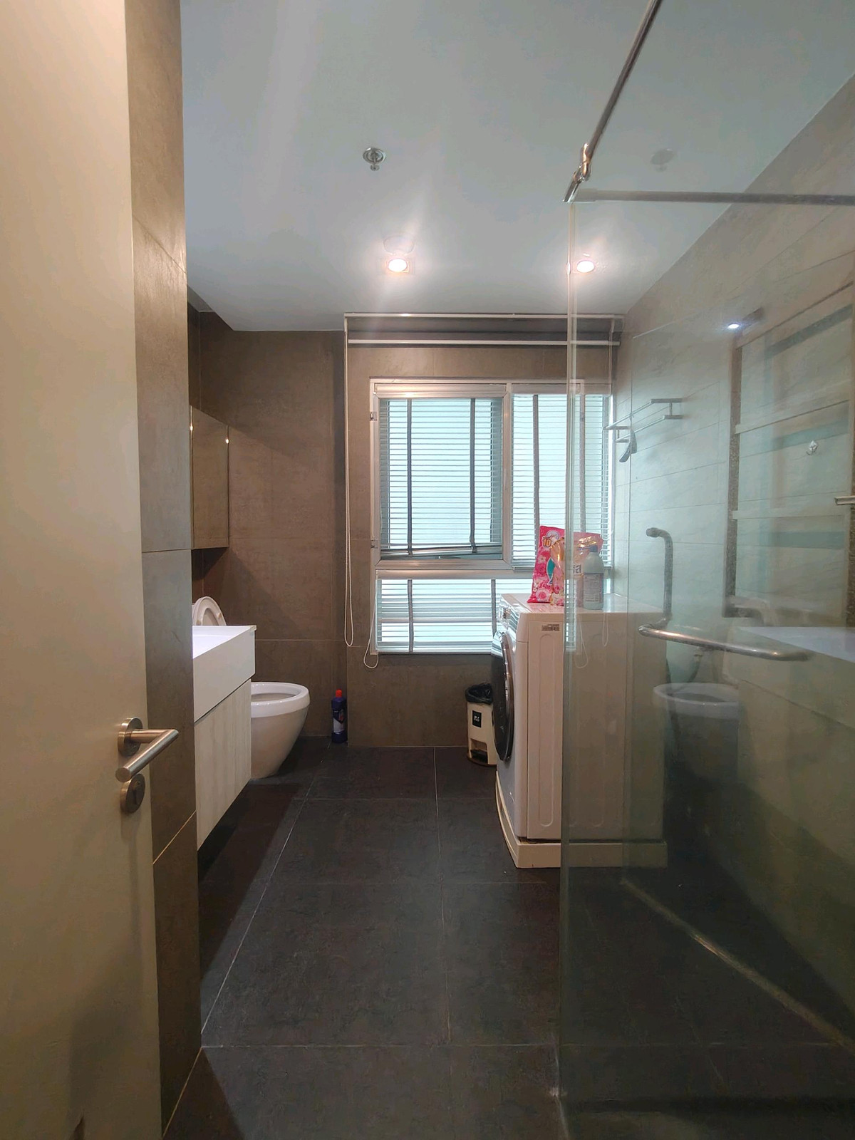 ให้เช่าคอนโดพระราม 9 เพชรบุรีตัดใหม่ RCA : ปล่อยเช่าด่วน ห้องสวยทำเลดี เบ็ล แกรนด์ พระราม9