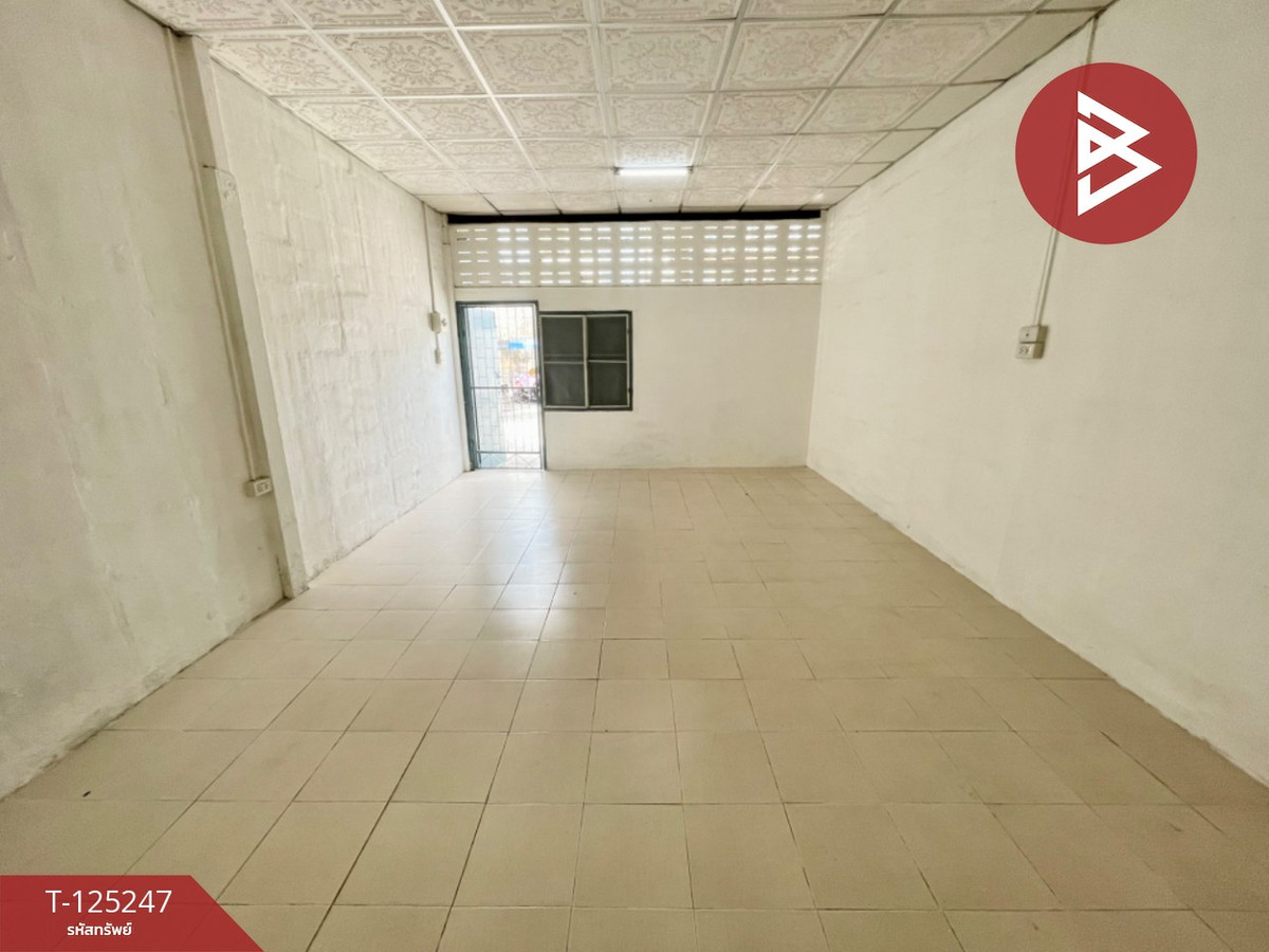 ขายบ้านเดี่ยวชั้นเดียว เนื้อที่ 60.7 ตร.วา พานทอง ชลบุรี Loading...