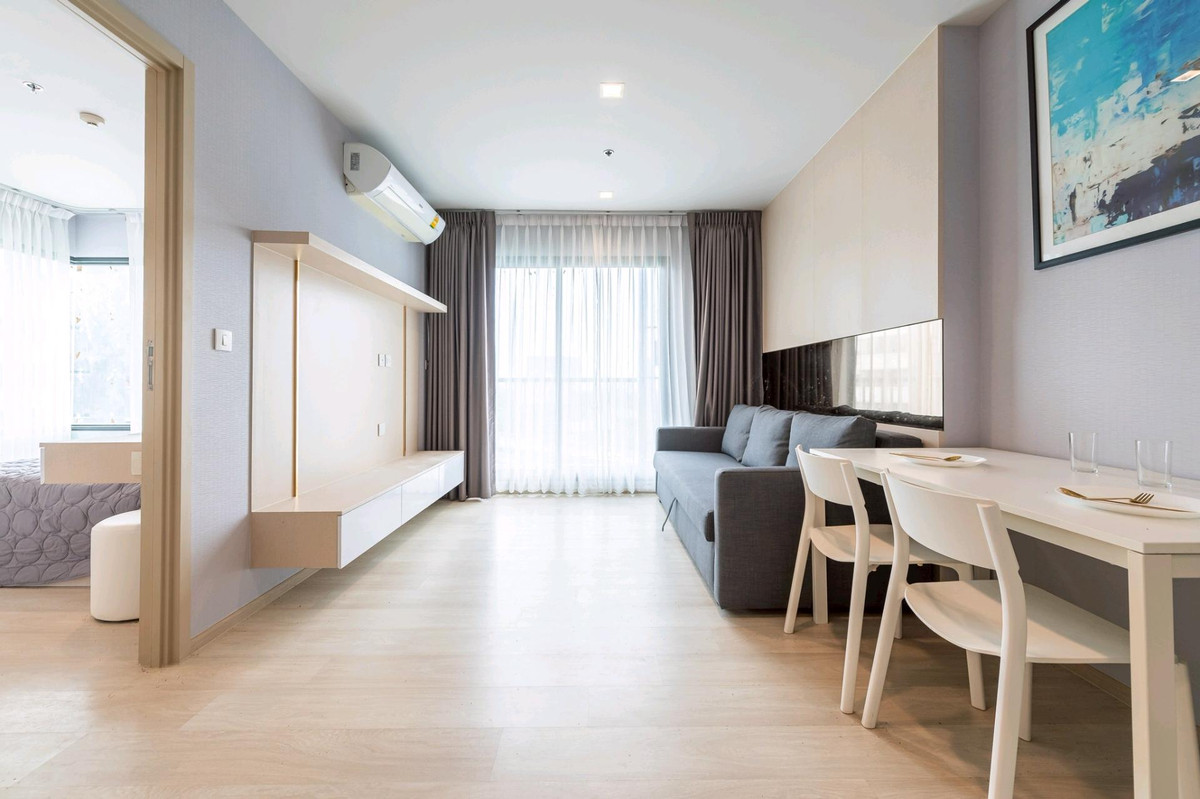 ✨ Condo for Rent – Life One Wireless ✨ Loading...