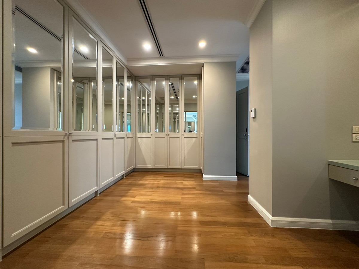 ให้เช่าบ้านอ่อนนุช อุดมสุข : ✨Baan Sansiri Sukhumvit 67 for rent! 4 bedroom 4 bathroom 394 sq.m near BTS Phrakhanong Tel.0863692224