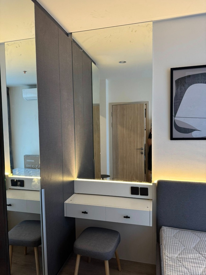 For RentCondoRama9, Petchburi, RCA : 🔥Urgent for rent🔥 Noble New District R9, new unit, fully furnished, ready to move in, next to MRT Rama 9 and Central Rama 9.