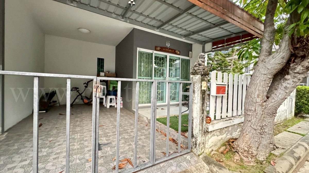 ทาวน์โฮม อารียา เดอะคัลเลอร์ วงแหวน - ราชพฤกษ์ หลังมุม Loading...