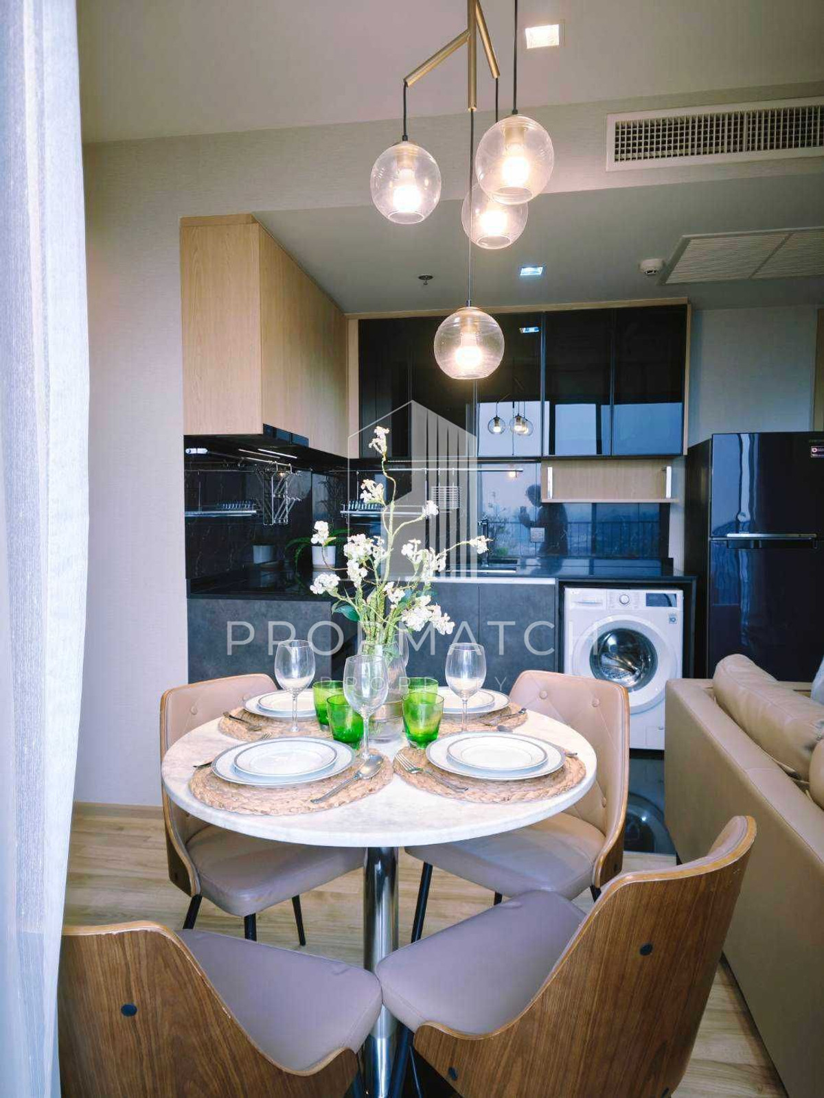 ✨Flash Deal ✨The Line Jatujak - Mochit( 2Bed 2Bath 59SQM.) แต่งครบพร้อมอยู่ !! เพียง 48,000บาทต่อเดือน Tel.0981315848 @propmatch Loading...