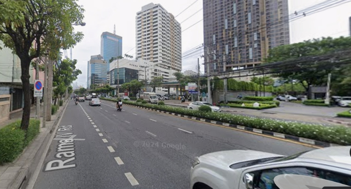 For SaleLandKhlongtoei, Kluaynamthai : Urgent sale! Land on Rama 4 Road, size 715 sq m. - 850,000/sq m.
