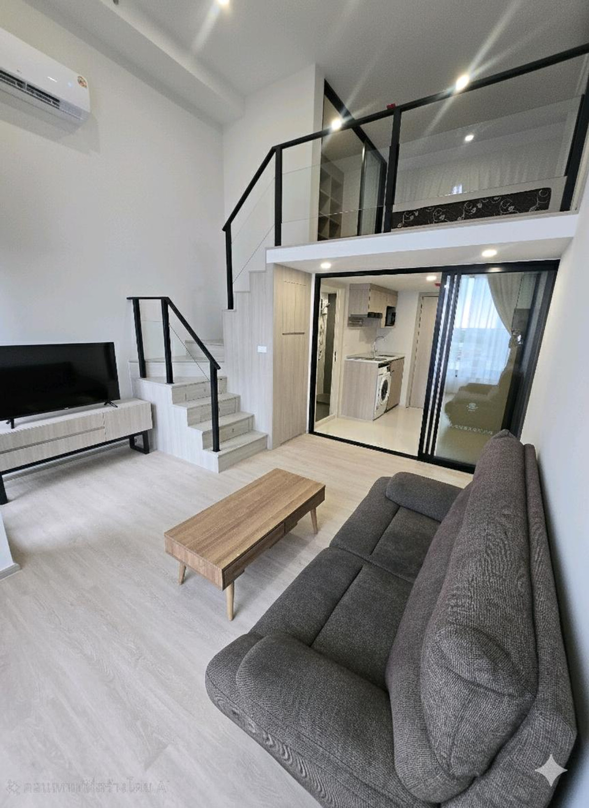 For RentCondoSamut Prakan,Samrong : For rent Origin Plug&Play E22 Station 🐶Pet-Friendly🐱