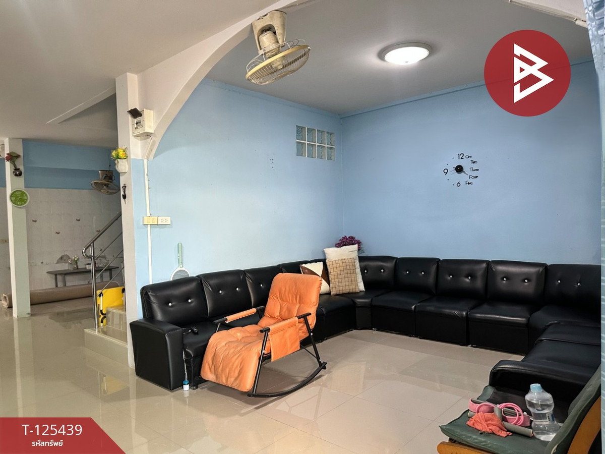 Townhouse for sale Fueang Fa Villa Village 15, Phase 1, Phraeksa, Samut Prakan Loading...