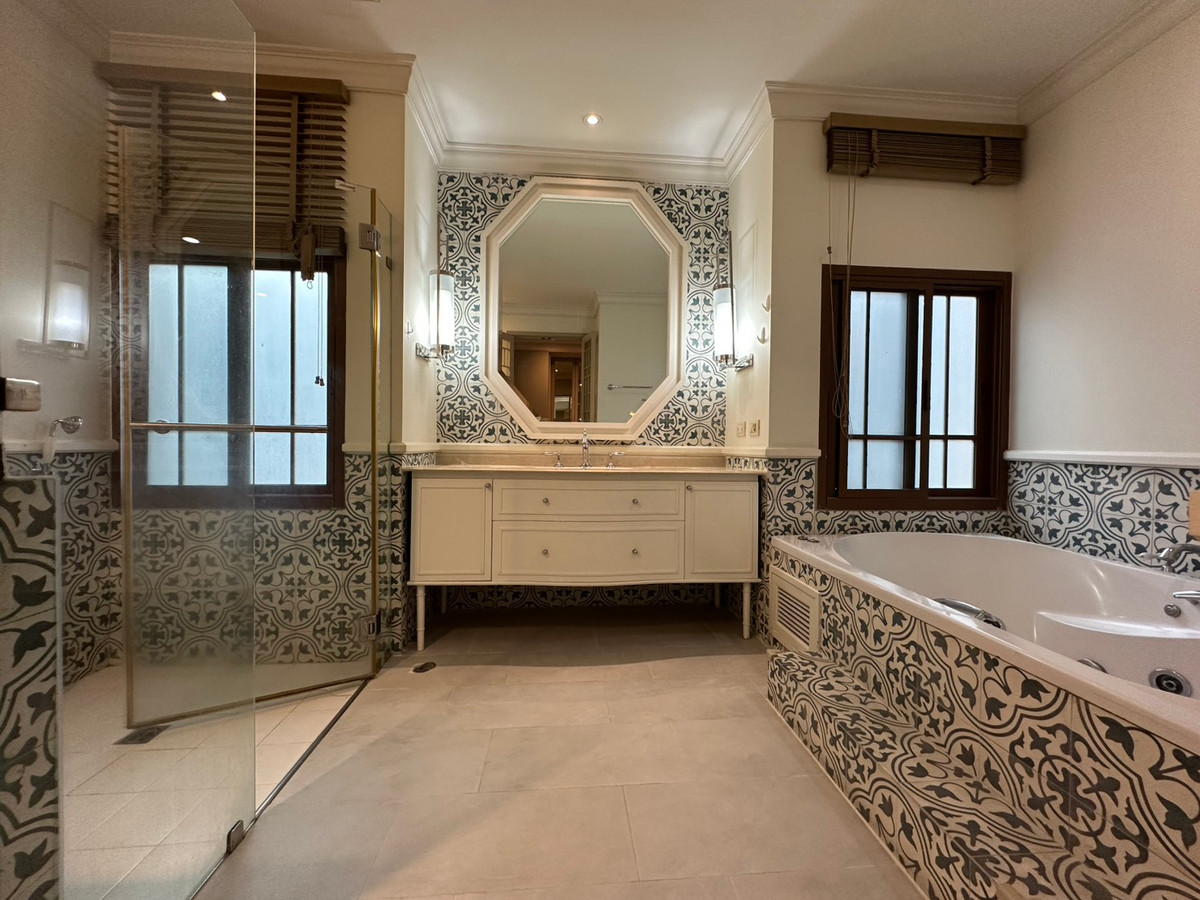 ให้เช่าบ้านอ่อนนุช อุดมสุข : ✨Baan Sansiri Sukhumvit 67 for rent! 4 bedroom 4 bathroom 394 sq.m near BTS Phrakhanong Tel.0863692224