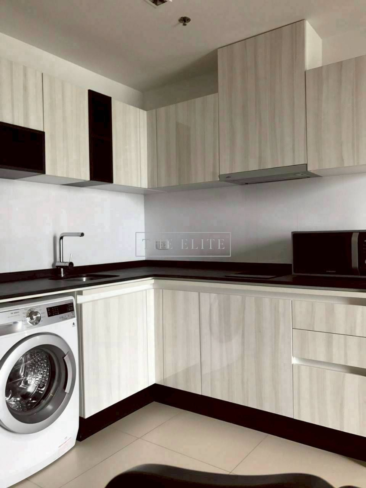 ให้เช่าคอนโดสุขุมวิท อโศก ทองหล่อ : ✨ HQ Thonglor คอนโดลักชัวรี่ใจกลางทองหล่อ พร้อมเฟอร์ฯ ครบ ฟังก์ชันลงตัว 💯