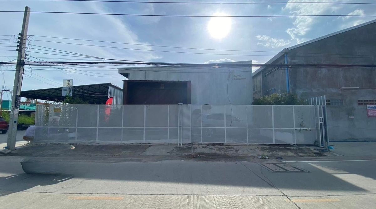 ให้เช่าโกดังลาดกระบัง สุวรรณภูมิ : ปล่อยเช่า 📦 โกดัง ออฟฟิศ 📏พื้นที่ 500 ตรม รวมที่จอดรถ ⛳ ลาดกระบัง  ✈️ ใกล้สนามบินสุวรรณภูมิ 6.5 กม.