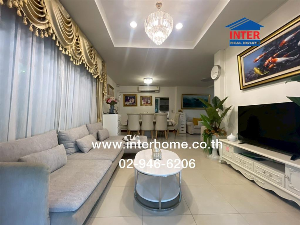 2-story detached house, 74.2 sq m, Perfect Place Village, Phase 2, Soi Ramkhamhaeng 164, Ramkhamhaeng Road, Seri Thai Road, Min Buri District, Bangkok Loading...