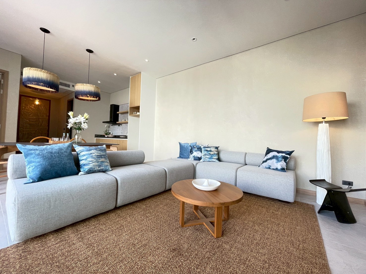 For sale and rent 8 pool villas and 1 restaurant, fully furnished, beautifully decorated, Pattaya-Naklua area. Near the Sanctuary of Truth, only 750 meters. Loading...