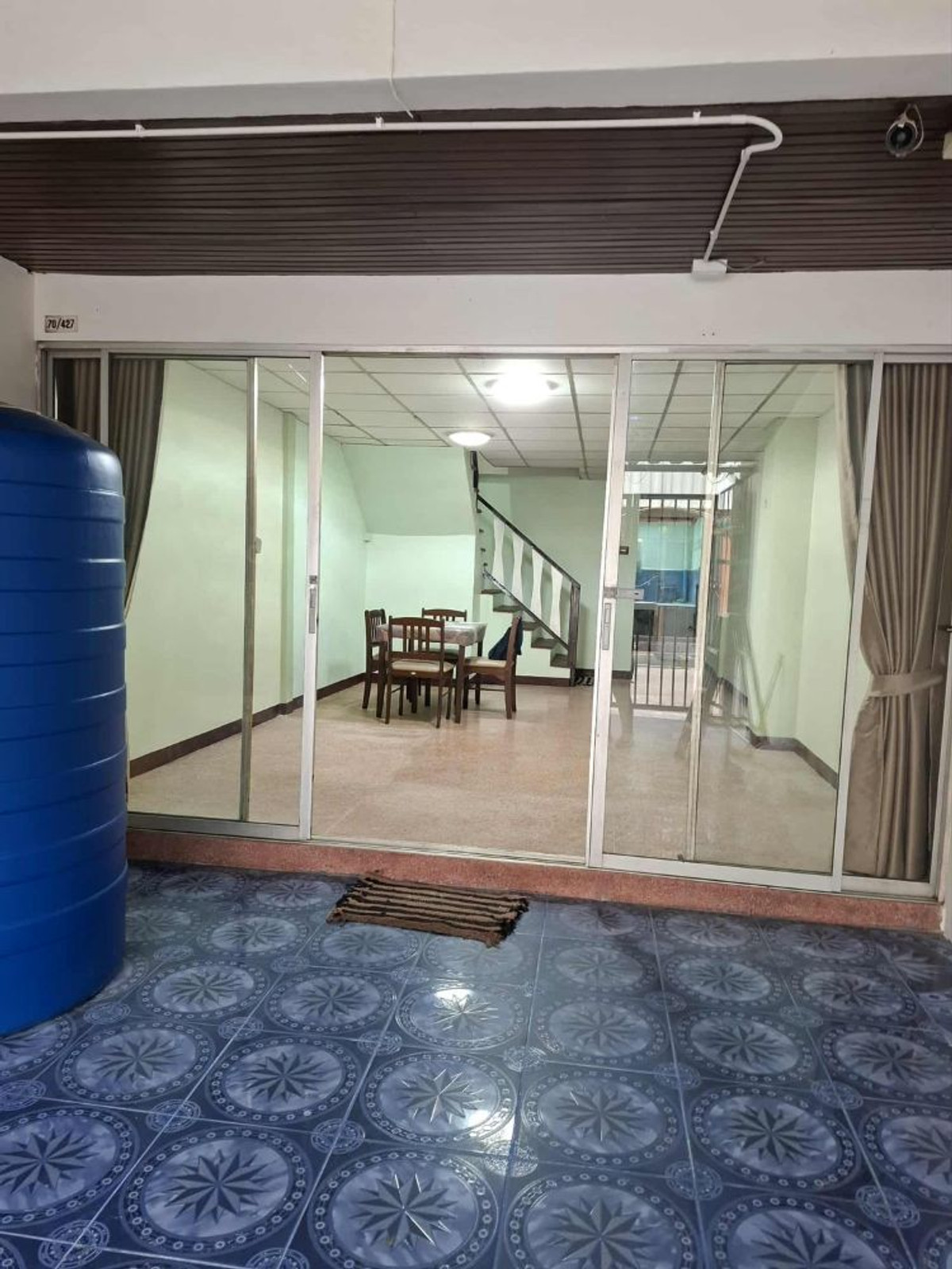 ให้เช่าทาวน์โฮม 2 ชั้น หมู่บ้านเปรมปรีดิ์ คลอง 2 ธัญบุรี รังสิต - นครนายก 54 18 ตร.ว ใกล้ฟิวเจอร์พาร์รังสิต Loading...