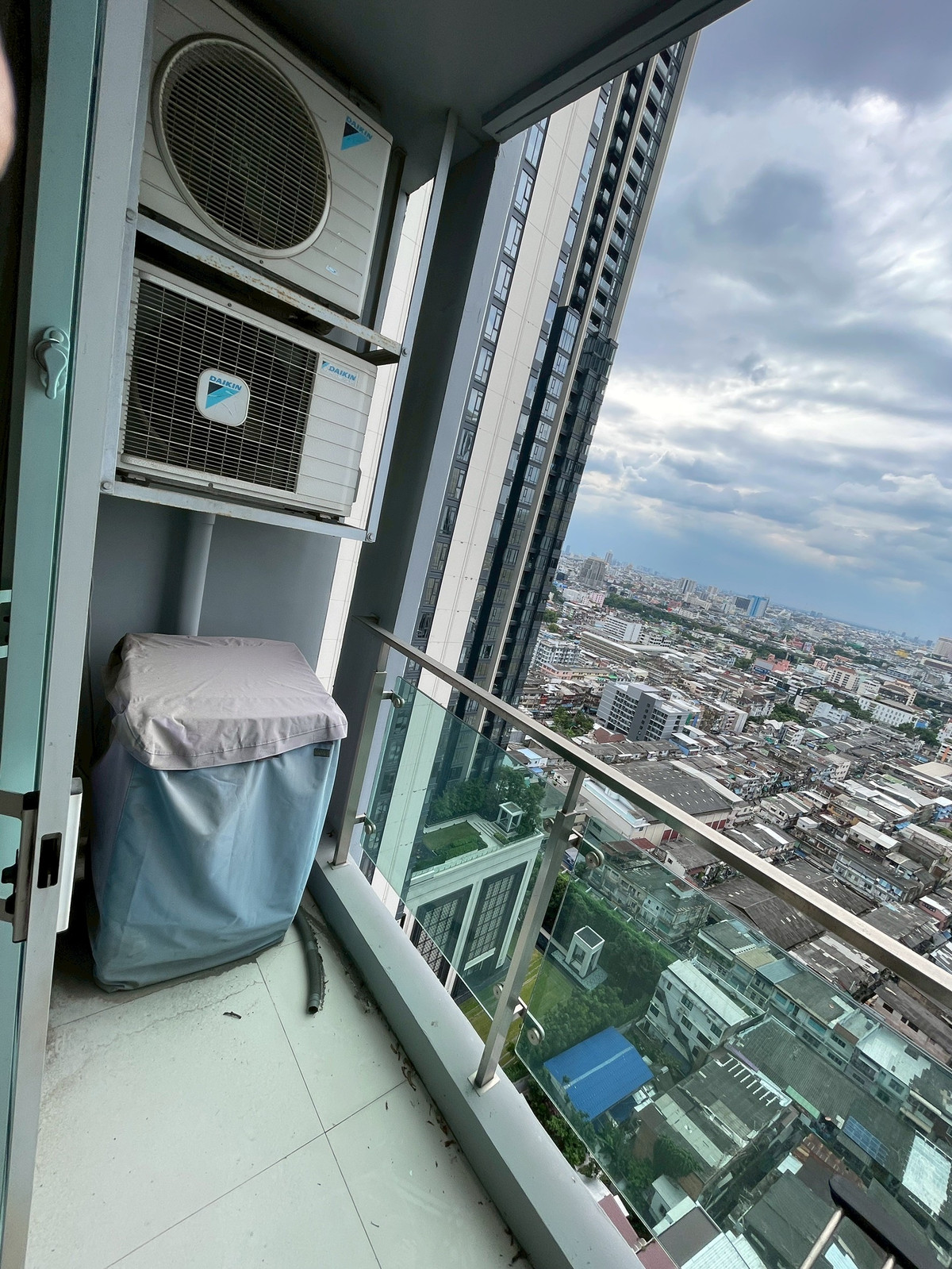 For SaleCondoRatchathewi,Phayathai : Condo lette ize 1 bedroom 1 bathroom (special price)