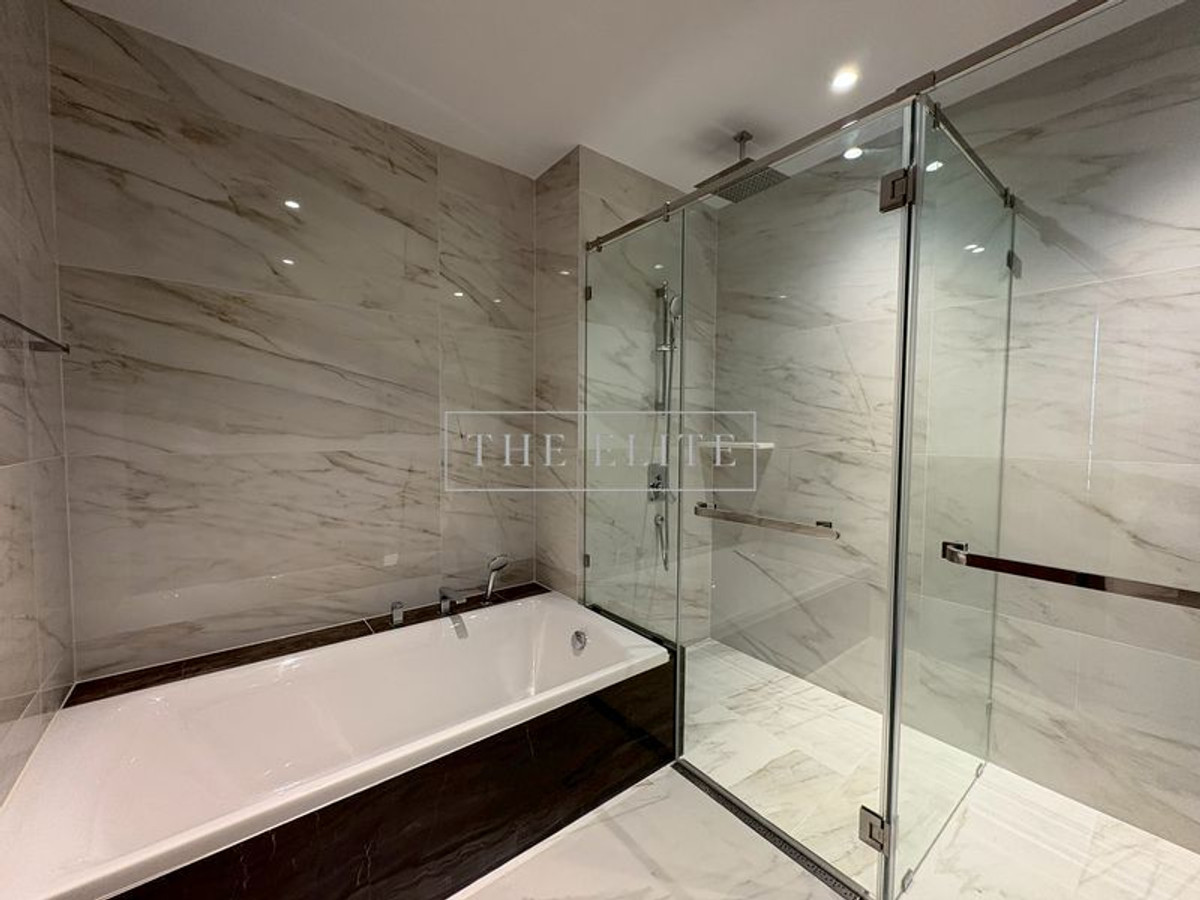 For RentCondoSathorn, Narathiwat : ✨ If youre in Sathorn, you have to be Supalai Icon. The room is fully decorated, the view is spectacular, and the feel is really good 💯