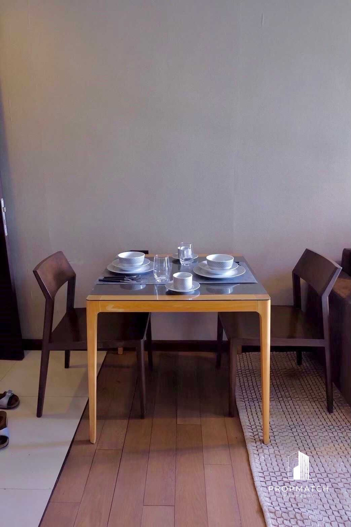 ✨Flash Deal ✨Tidy Thonglor 17( 1Bed 1Bath 30SQM.) แต่งครบพร้อมอยู่ !! เพียง 20,000บาทต่อเดือน Tel.0981315848 @propmatch Loading...