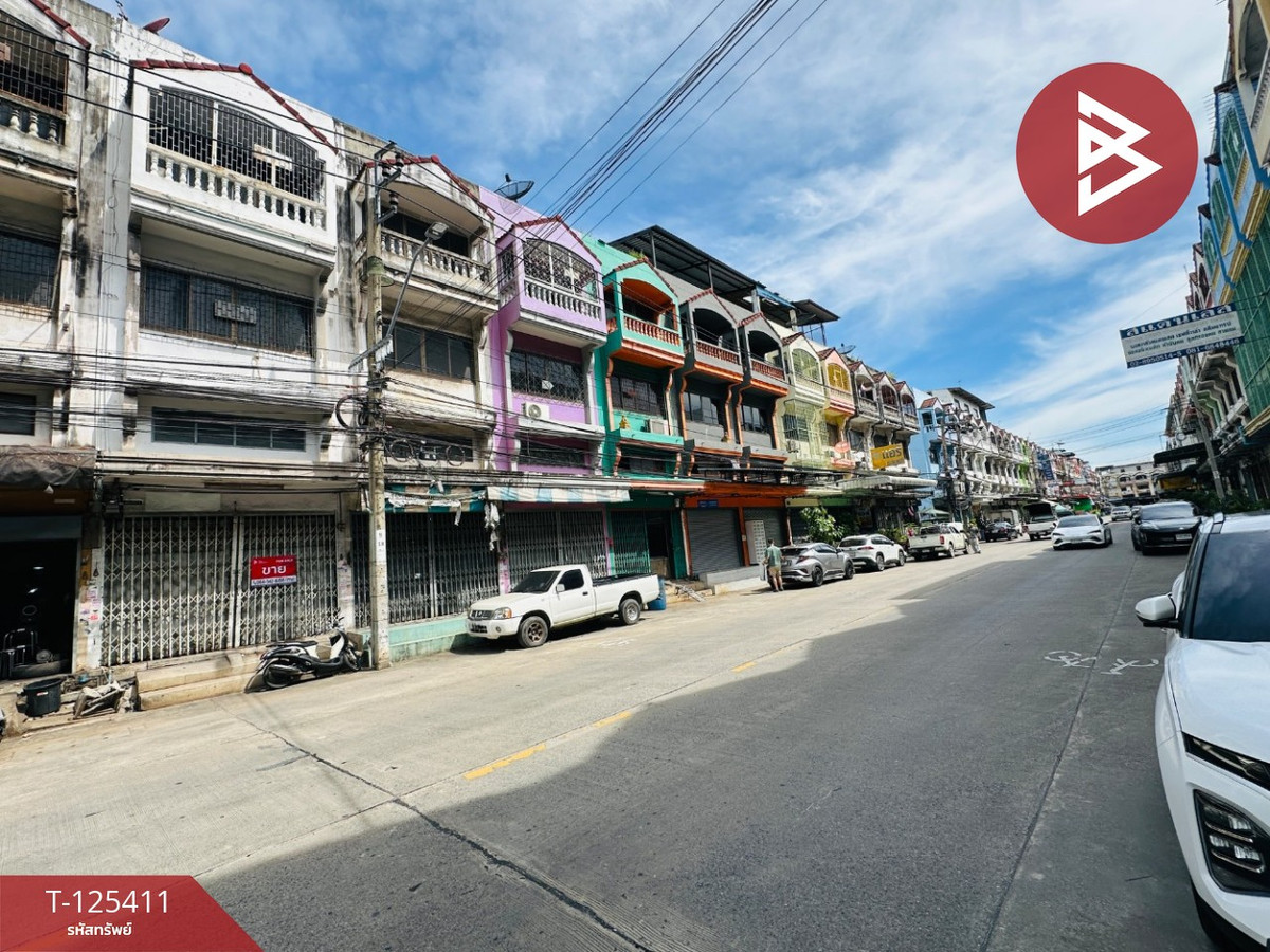 3-story commercial building for sale, DK Village, Bang Bon, Bangkok Loading...