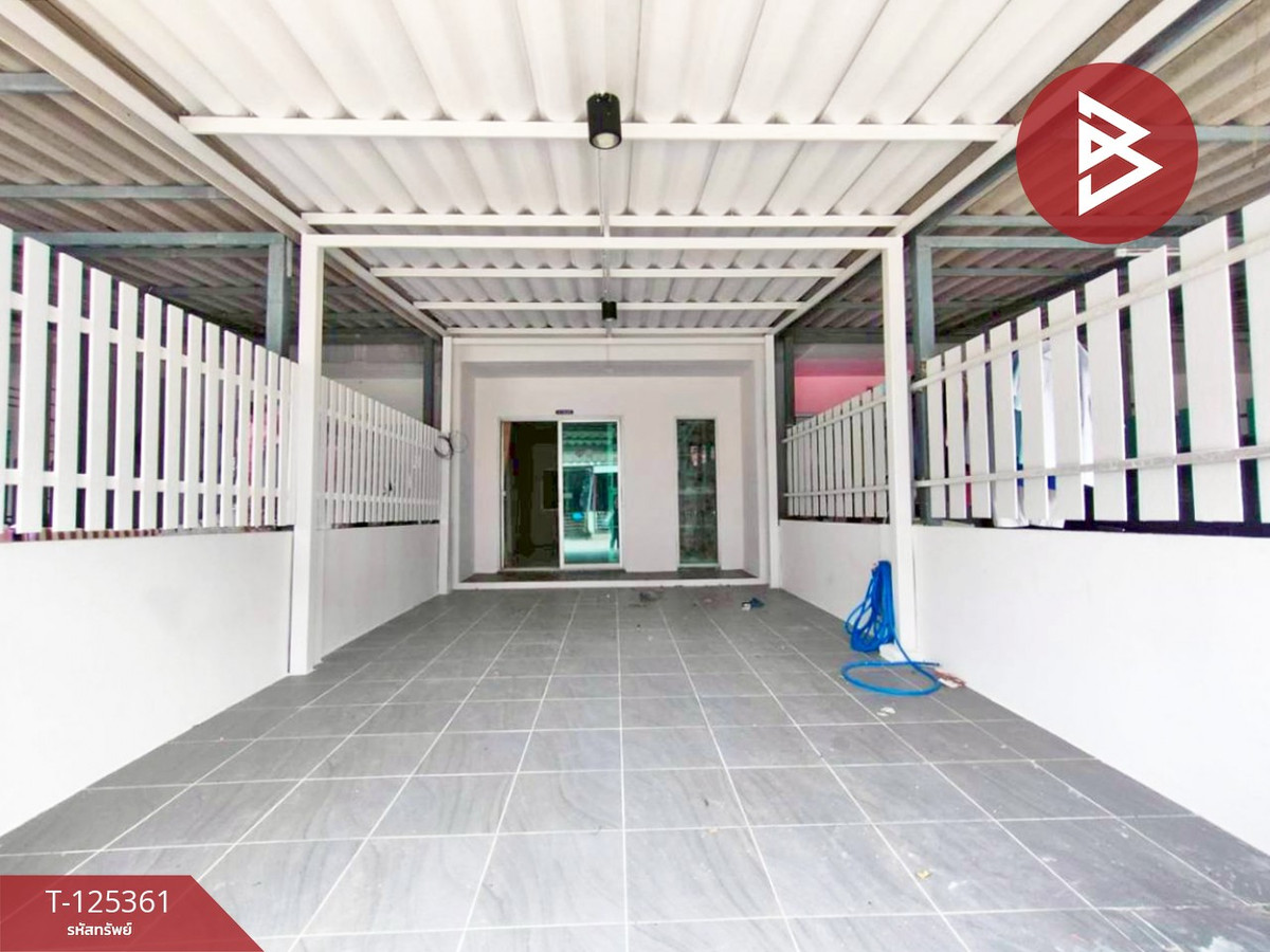 Townhouse for sale Sirarom 7 Bangpakong Village, Chachoengsao Loading...