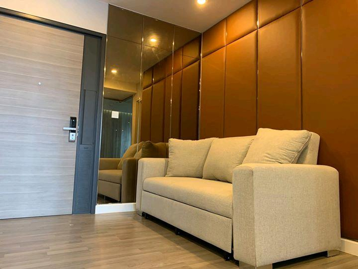 For RentCondoSathorn, Narathiwat : 🏙️ For Rent: The Room Sathorn – Thanon Pun