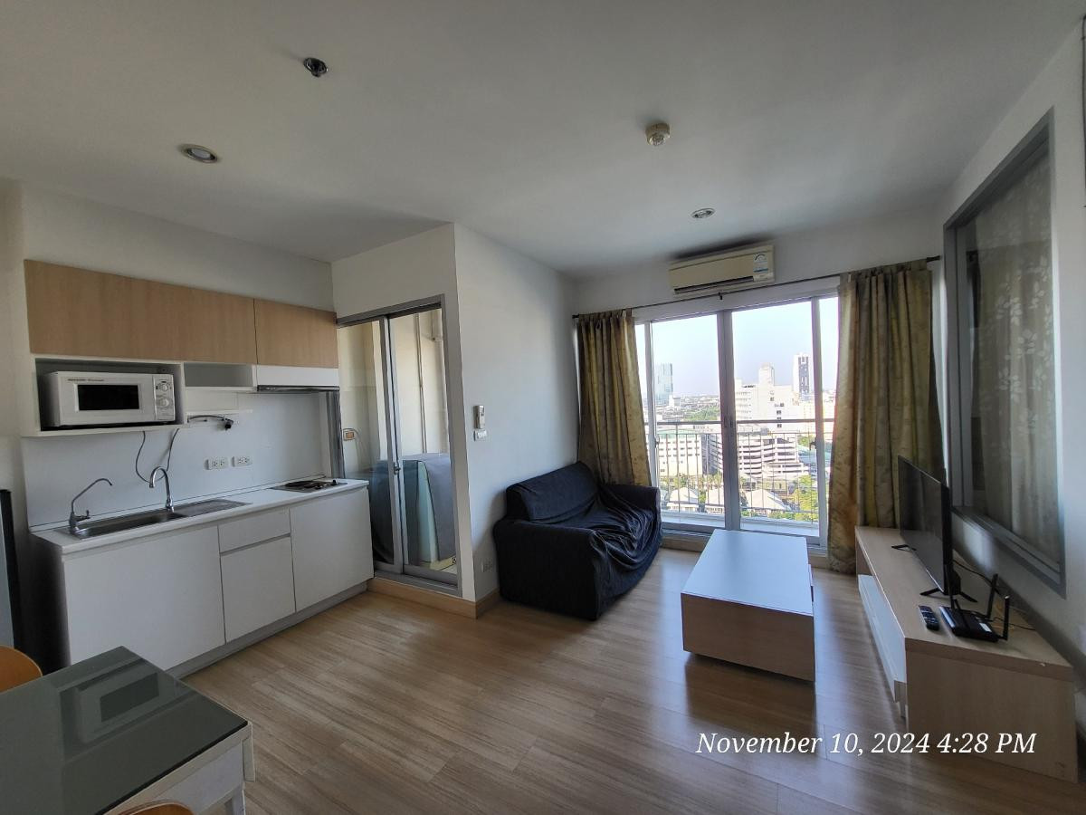 เดอะ พาร์คแลนด์ ศรีนครินทร์ เลคไซด์ / The Parkland Srinakarin Lakeside Loading...