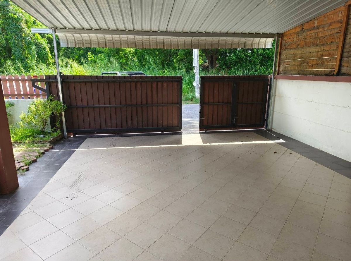 For SaleHouseSriracha Laem Chabang Ban Bueng : Detached House Baan Suan Hill Bangphra / 4 Bedrooms (FOR SALE), Baan Suan Hill Bangphra / Detached House 4 Bedrooms (FOR SALE) YEAN038