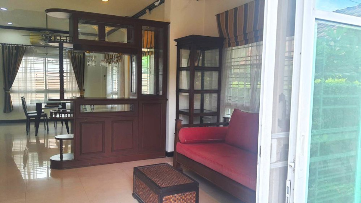 2-story detached house for sale, Montri Park Village, Sriracha, area 80.1 sq m., good location, near Sukhumvit Road, convenient travel, only 4.5 million. Loading...