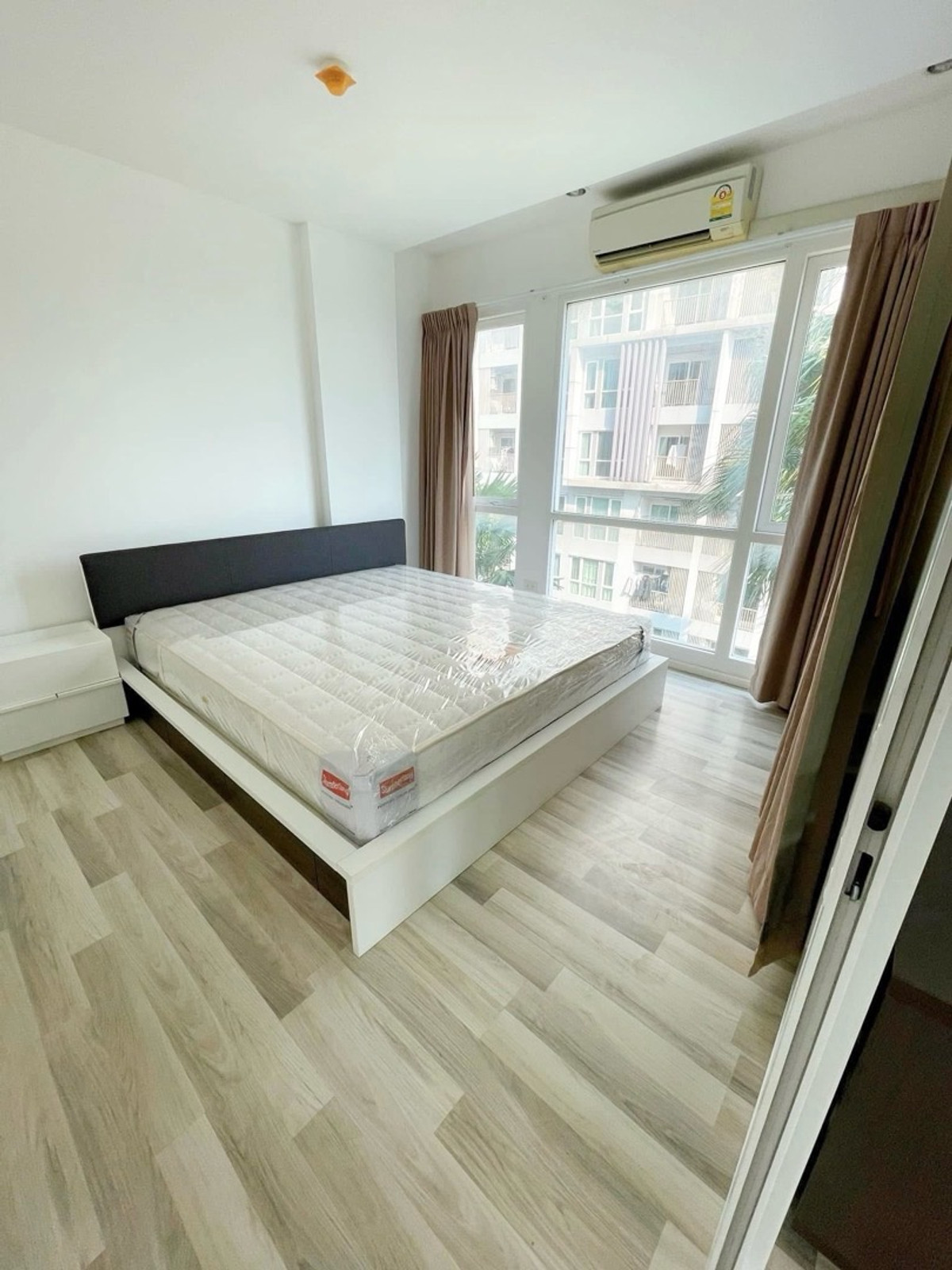 ให้เช่าคอนโดบางซื่อ วงศ์สว่าง เตาปูน : ให้เช่า คอนโดThe Key ประชาชื่น ใกล้ม.ธุรกิจบัณฑิต ห้องสภาพดี เฟอร์นิเจอร์ครบ 