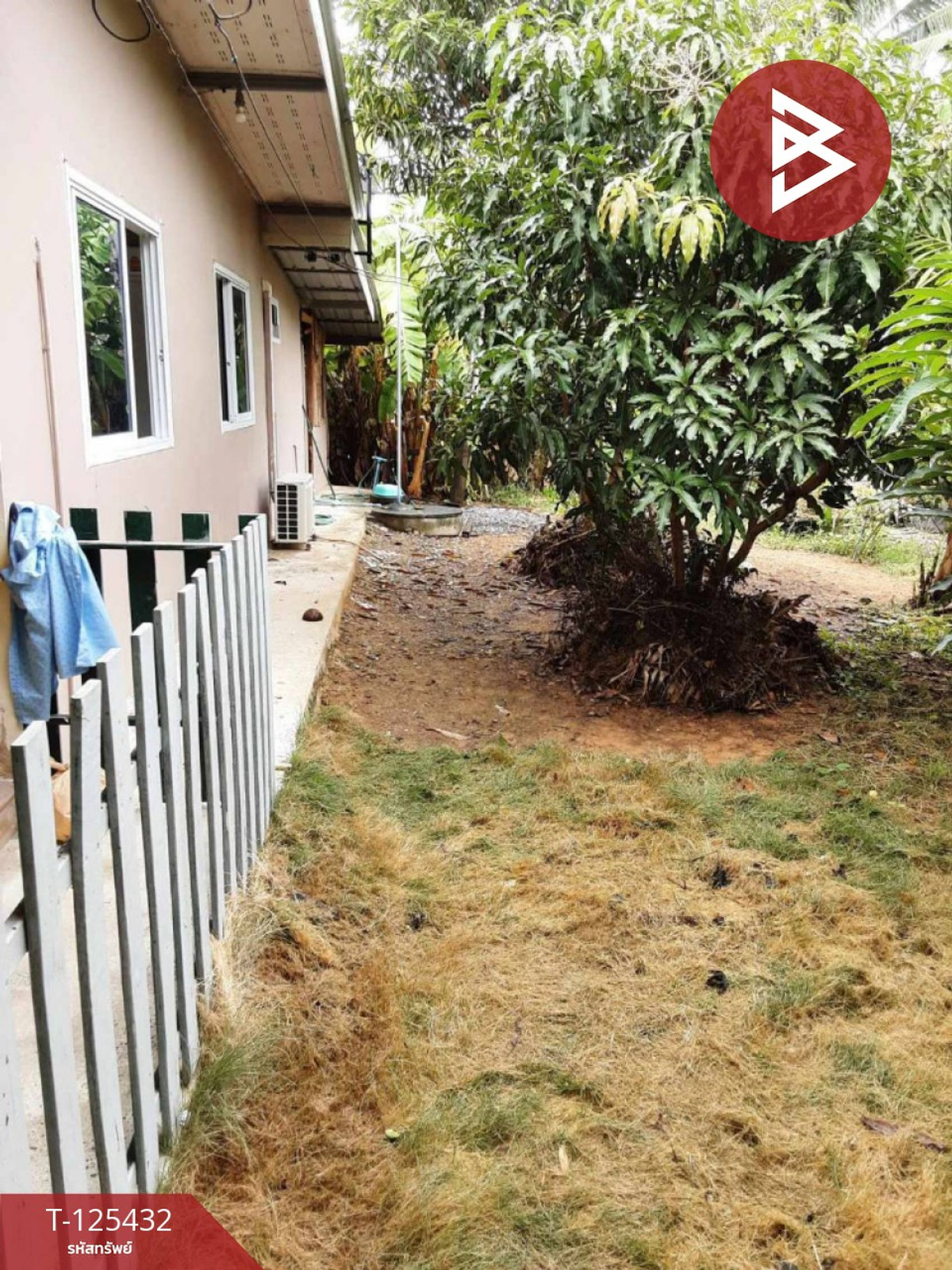 ขายบ้านเดี่ยวชั้นเดียว เนื้อที่ 100 ตารางวา ต.สิบเอ็ดศอก ฉะเชิงเทรา Loading...