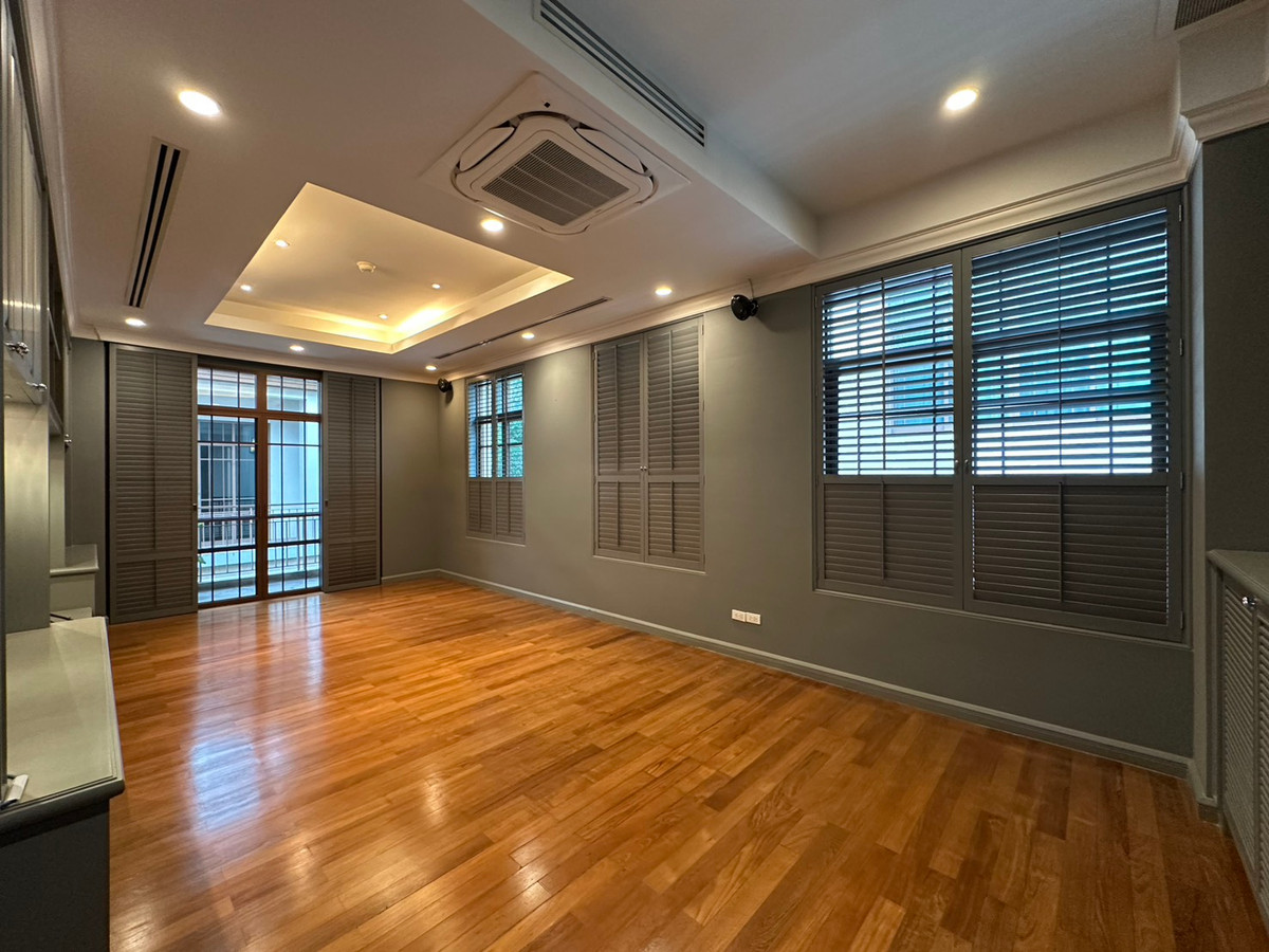 ให้เช่าบ้านอ่อนนุช อุดมสุข : ✨Baan Sansiri Sukhumvit 67 for rent! 4 bedroom 4 bathroom 394 sq.m near BTS Phrakhanong Tel.0863692224