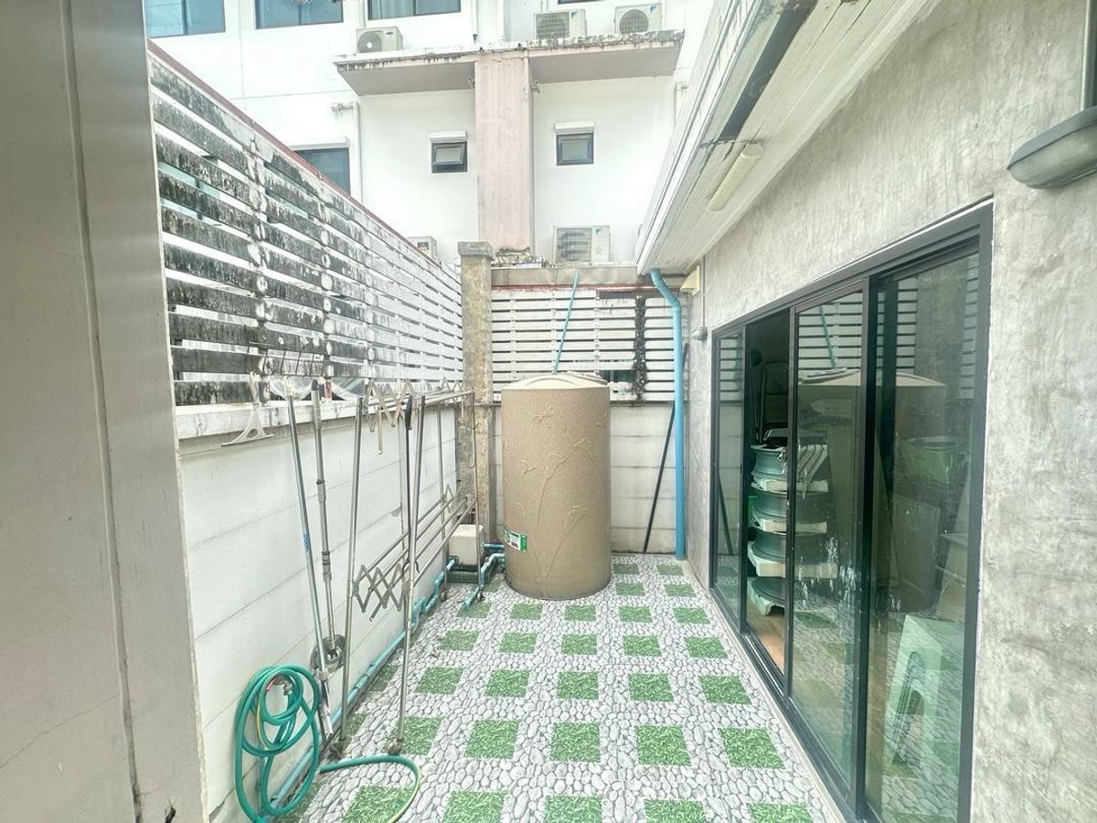 ขายทาวน์โฮมท่าพระ ตลาดพลู วุฒากาศ : ขายบ้าน ทาวน์โฮม บ้านกลางเมือง กัลปพฤกษ์(LVC030003)