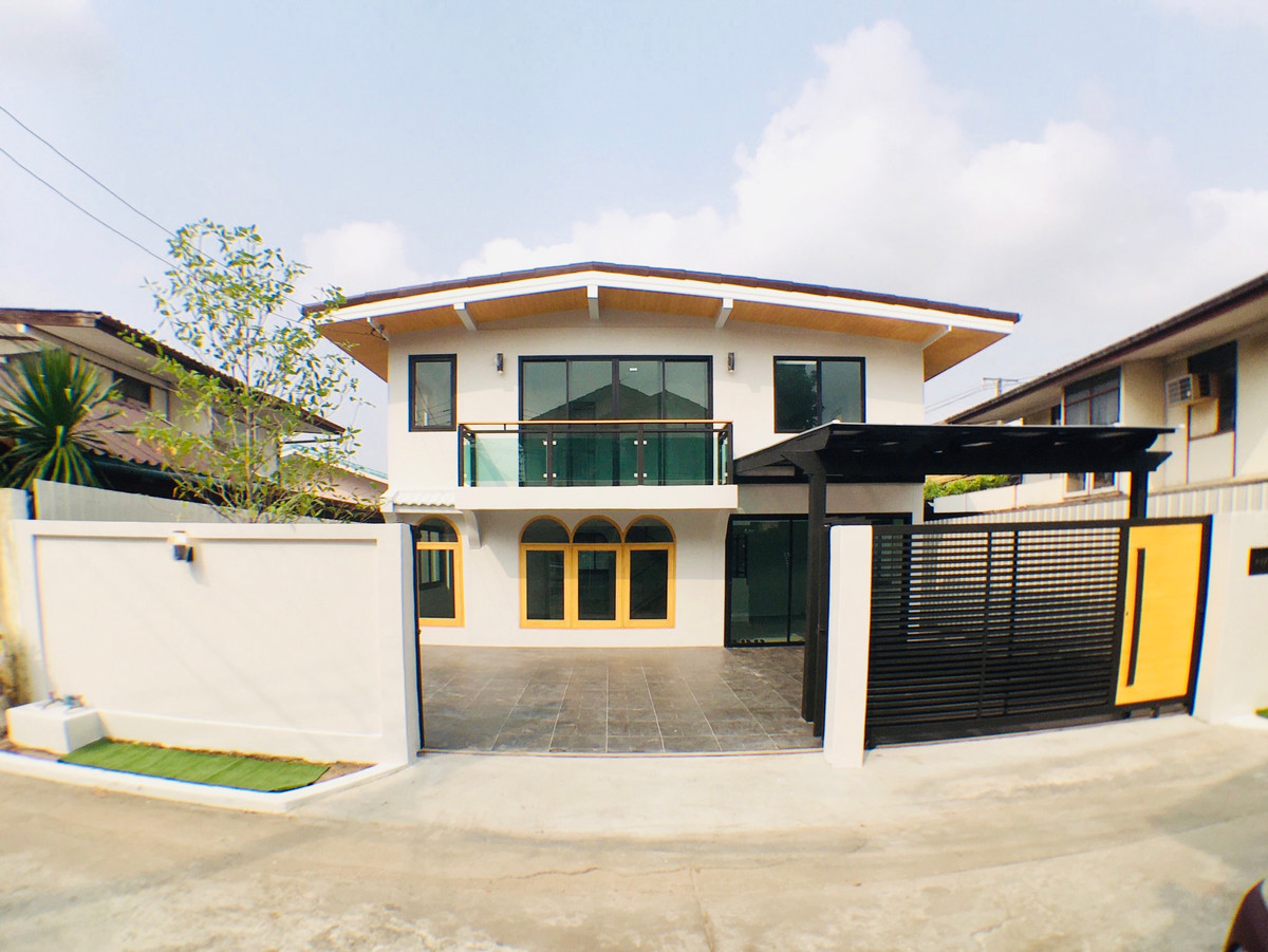 ขายบ้านเกษตร นวมินทร์ ลาดปลาเค้า : ขายบ้านเดี่ยว  หมู่บ้านปัฐวิกรณ์ ถนนนวมินทร์ 74 