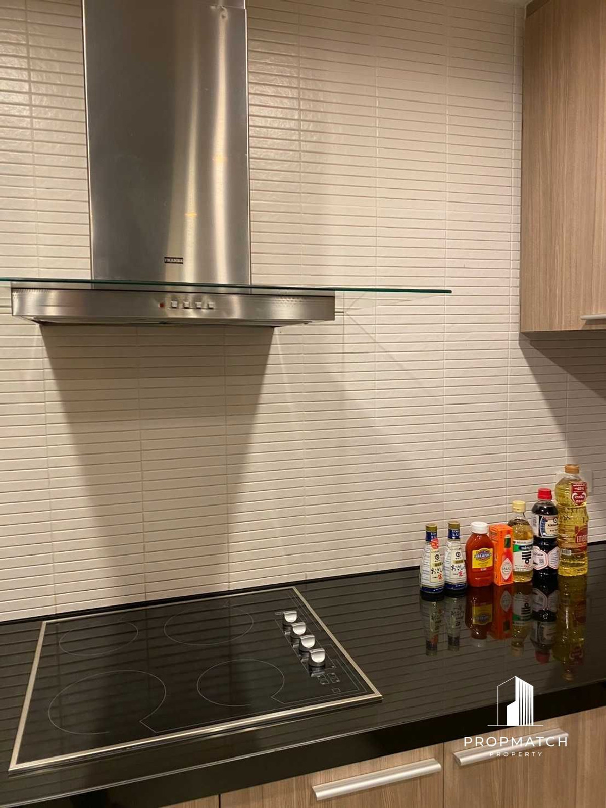 ✨Flash Deal ✨The Met Sathorn( 3Bed 3Bath 194.18SQM.) แต่งครบพร้อมอยู่ !! เพียง  120,000บาทต่อเดือน Tel.0981315848 @propmatch Loading...