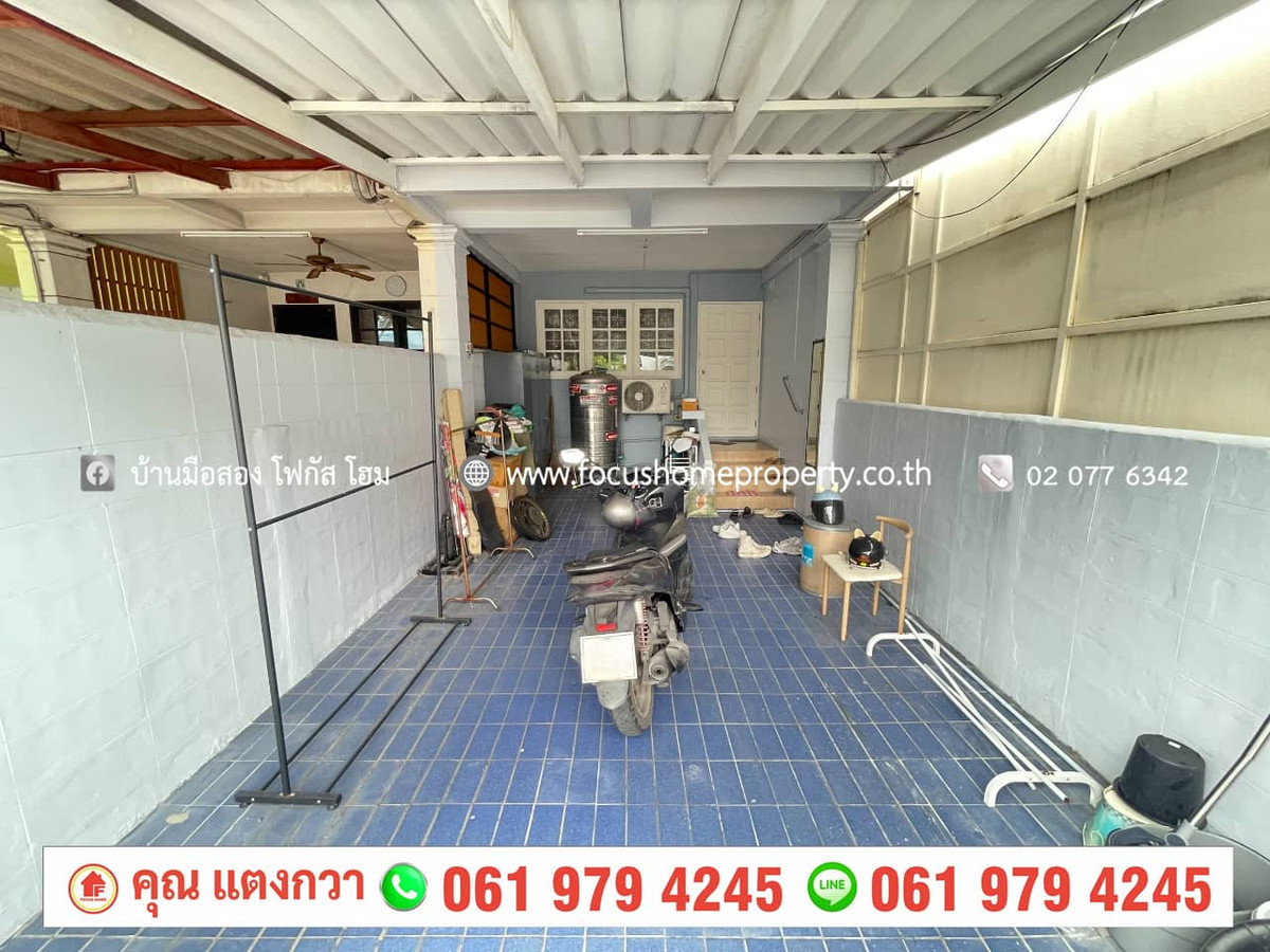 ขาย ทาวน์เฮ้าส์ หมู่บ้านรัตนวรรณ บางกรวย Loading...