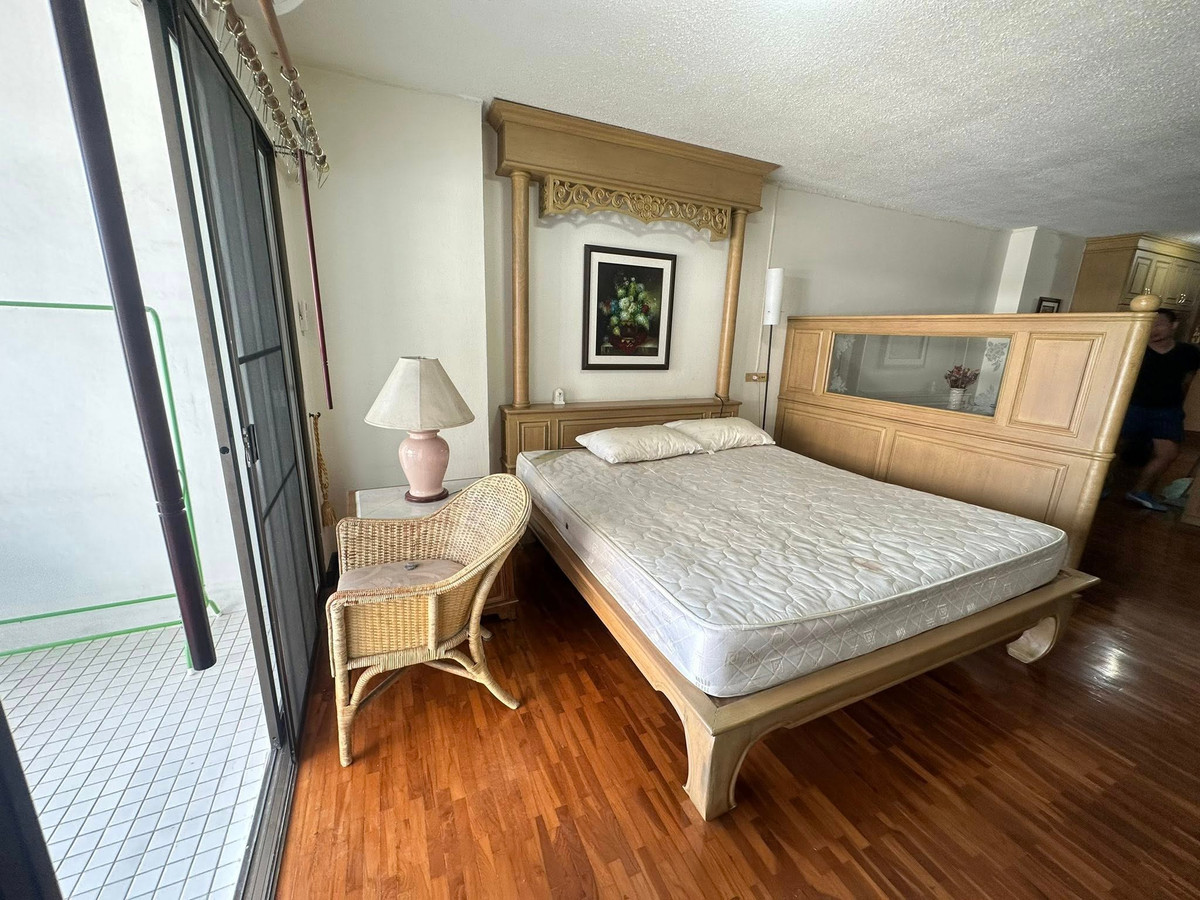 🇬🇧 For Sale – Hillside 4 Condominium, Chiang Mai Loading...