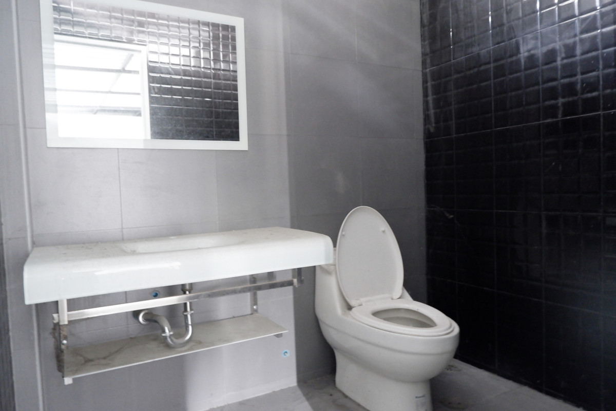 ขายโฮมออฟฟิศอ่อนนุช อุดมสุข : Sale with Tenants - Home Office in Sukhumvit 50, 3.5 storey, Close to BTS On-Nut