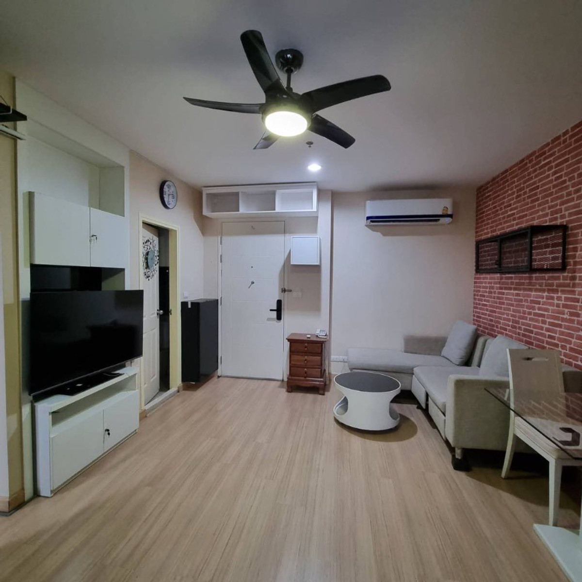 For SaleCondoLadprao, Central Ladprao : Life @ Ladprao 18 / 1 Bedroom (FOR SALE), Life @ Ladprao 18 / 1 Bedroom (For Sale) DEWT055