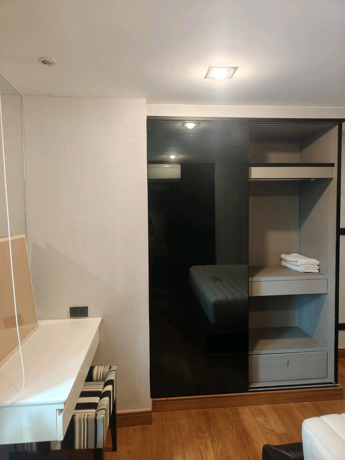 ให้เช่าคอนโดพระราม 9 เพชรบุรีตัดใหม่ RCA : ปล่อยเช่าด่วน ห้องสวยทำเลดี เบ็ล แกรนด์ พระราม9