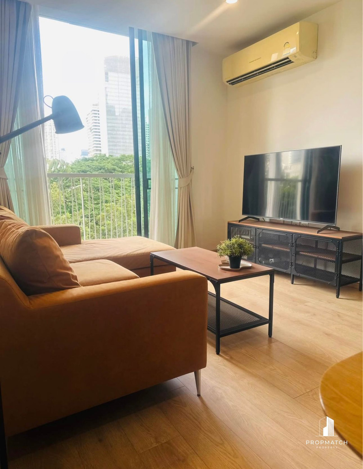 ✨Flash Deal ✨NOBLE Recole Sukhumvit 19( 2Bed 2Bath 68SQM.) แต่งครบพร้อมอยู่ !! เพียง 55,000บาทต่อเดือน Tel.0981315848 @propmatch Loading...