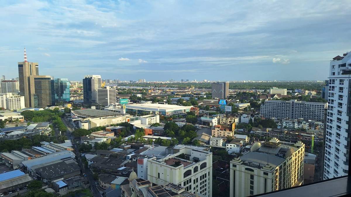 ให้เช่าคอนโดสุขุมวิท อโศก ทองหล่อ : The Lumpini 24 พร้อมพงษ์ – 2 ห้องนอน ชั้นสูง วิวแม่น้ำเจ้าพระยา แต่งสวยระดับโรงแรม 5 ดาว