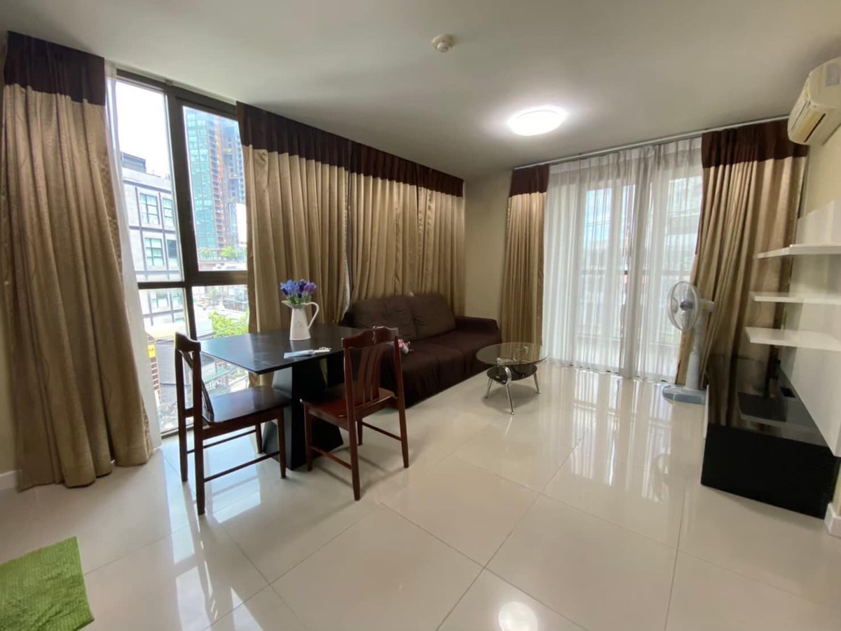 ðĨ āļāļēāļĒ ðĨ āđāļāļāļĩāđāļ āļĨāļēāļāļāļĢāđāļēāļ§ 17 - Ideo Ladprao 17 / 2 āļŦāđāļāļāļāļāļ AON011 Loading...