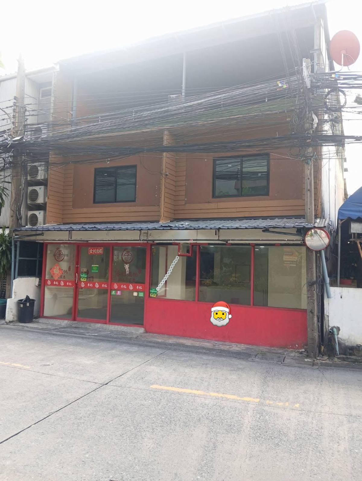 ให้เช่าอาคารพาณิชย์รัชดา ห้วยขวาง : 💥 ตึกแถวทำเลทอง ใจกลางรัชดา – พร้อมเปิดร้านได้ทันที 💥 📍 อยู่ในรัชดาซอย 7 ห่างจากถนนรัชดาภิเษกเพียง 500 เมตร! ทำเลทองที่สายค้าขาย–นักลงทุนต้องไม่พลาด! พื้นที่ขนาดใหญ่ 2 คูหา (30 ตร.ว.) 3 ชั้นเต็ม พื้นที่ใช้สอยคุ้มสุด ๆ 💼