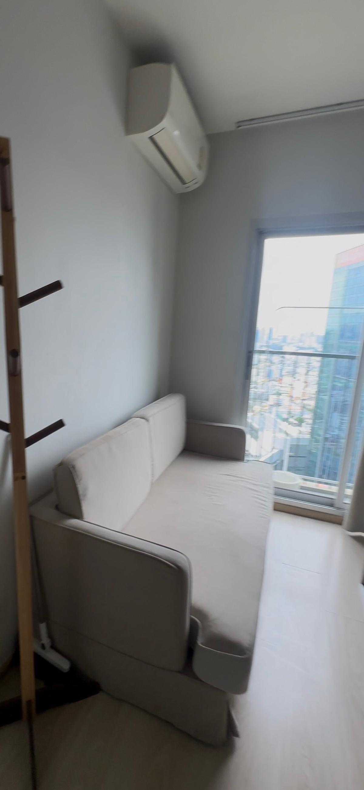 For RentCondoRatchadapisek, Huaikwang, Suttisan : Noble Revolve Ratchada 2 | 1 bedroom, high floor 📞 Line:@pukkhome (with @ )