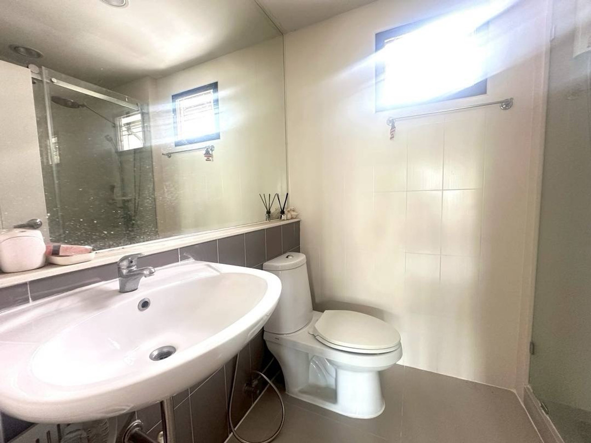 ขายทาวน์โฮมท่าพระ ตลาดพลู วุฒากาศ : ขายบ้าน ทาวน์โฮม บ้านกลางเมือง กัลปพฤกษ์(LVC030003)