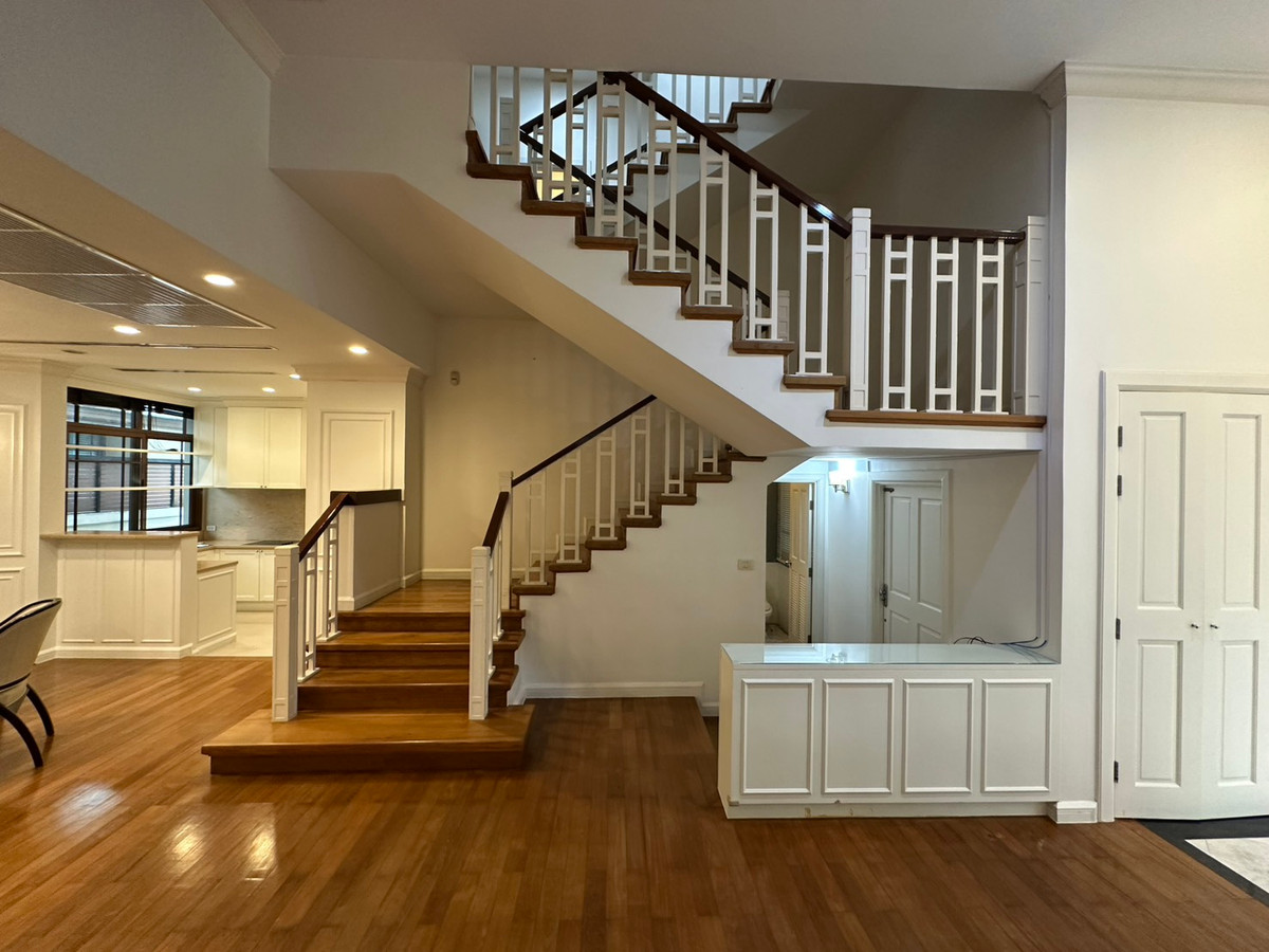 ให้เช่าบ้านอ่อนนุช อุดมสุข : ✨Baan Sansiri Sukhumvit 67 for rent! 4 bedroom 4 bathroom 394 sq.m near BTS Phrakhanong Tel.0863692224