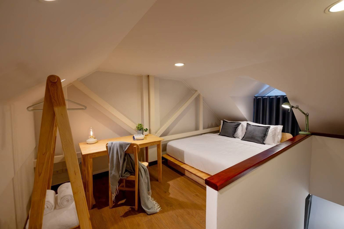 ✨ Lease ready to decorate Airbnb ready to move on ✨ 💼 Golden opportunity for investors and those who want to start an accommodation business in the hottest areas of Bangkok! Loading...