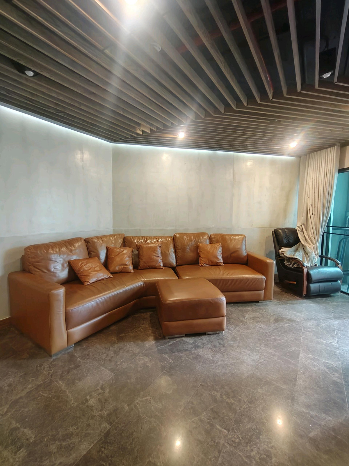 ให้เช่าคอนโดพระราม 9 เพชรบุรีตัดใหม่ RCA : ปล่อยเช่าด่วน ห้องสวยทำเลดี เบ็ล แกรนด์ พระราม9