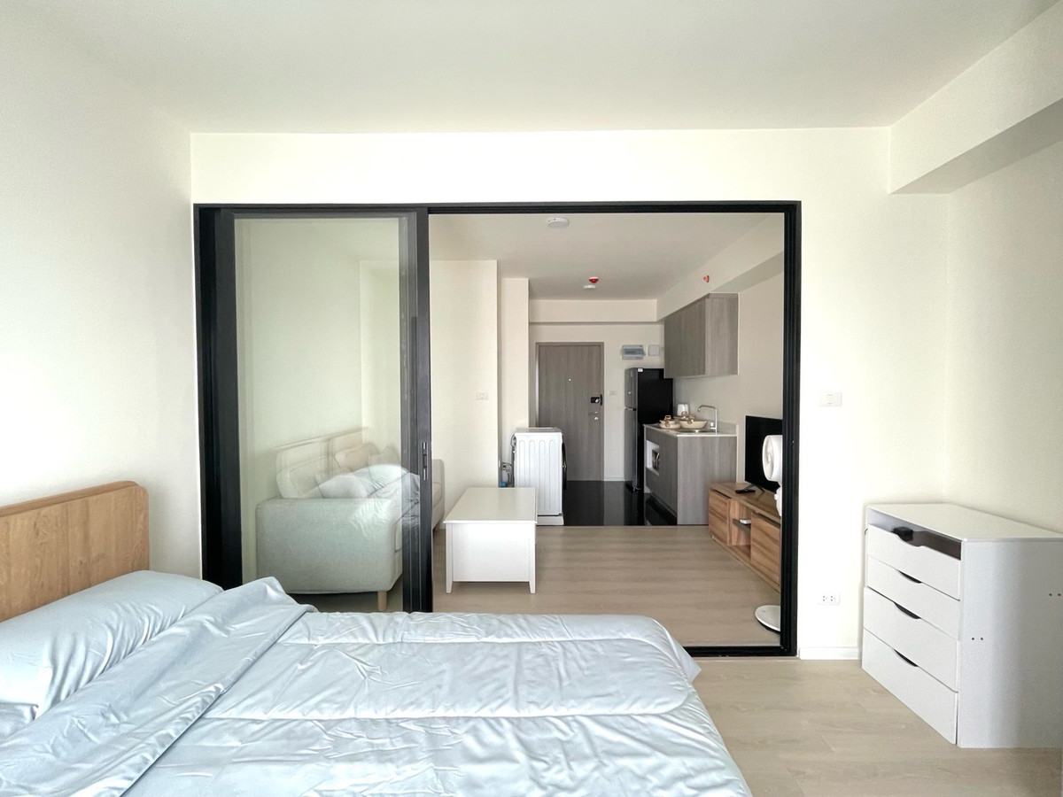 ห้องเข้ามาใหม่ห้ามพลาดราคาดีงามสุดๆให้เช่า 𝗔 𝘀𝗽𝗮𝗰𝗲 𝗠𝗲𝗴𝗮2 คอนโดติด 𝗠𝗲𝗴𝗮 𝗕𝗮𝗻𝗴𝗻𝗮   เฟอร์นิเจอร์ครบ หิ้วกระเป๋า เข้าอยู่ได้เลย ◾️ ชั้น 6 ขนาด 29 ตร.ม.◾️ 1 ห้องนอน , 𝟭ห้องน้ำ ,𝟭ห้องนั่งเล่น , 𝟭ที่จอดรถ◾️พร้อมเฟอร์นิ Loading...